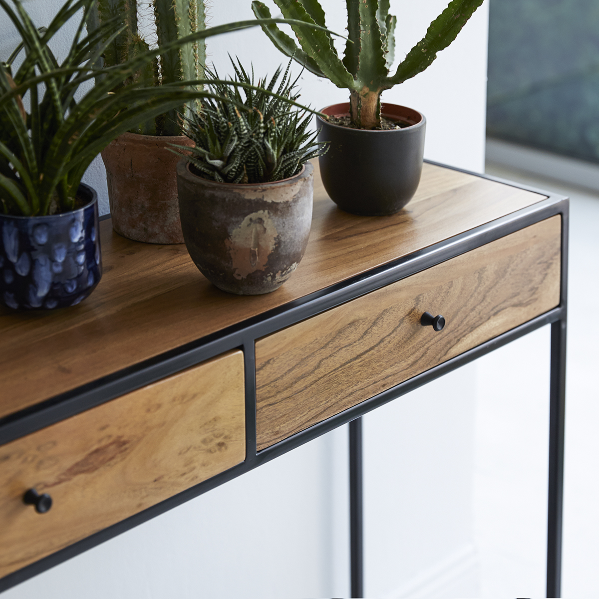 100 Agra Metal and solid acacia Console 100 Agra Metal and solid acacia Console