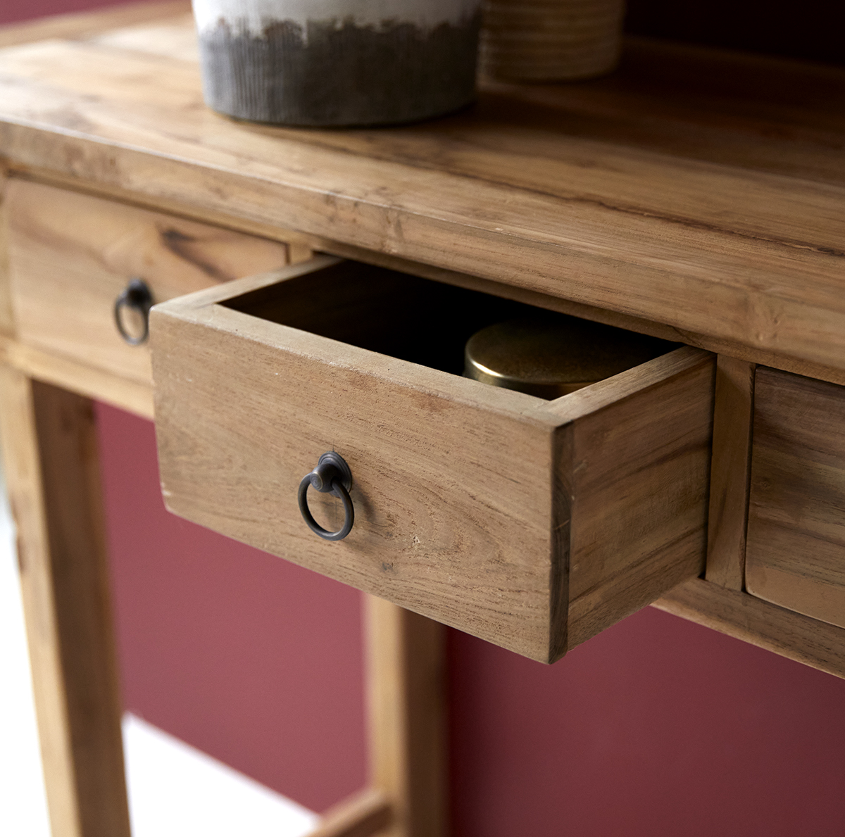 115 Junie side table in recycled solid teak 115 Junie side table in recycled solid teak