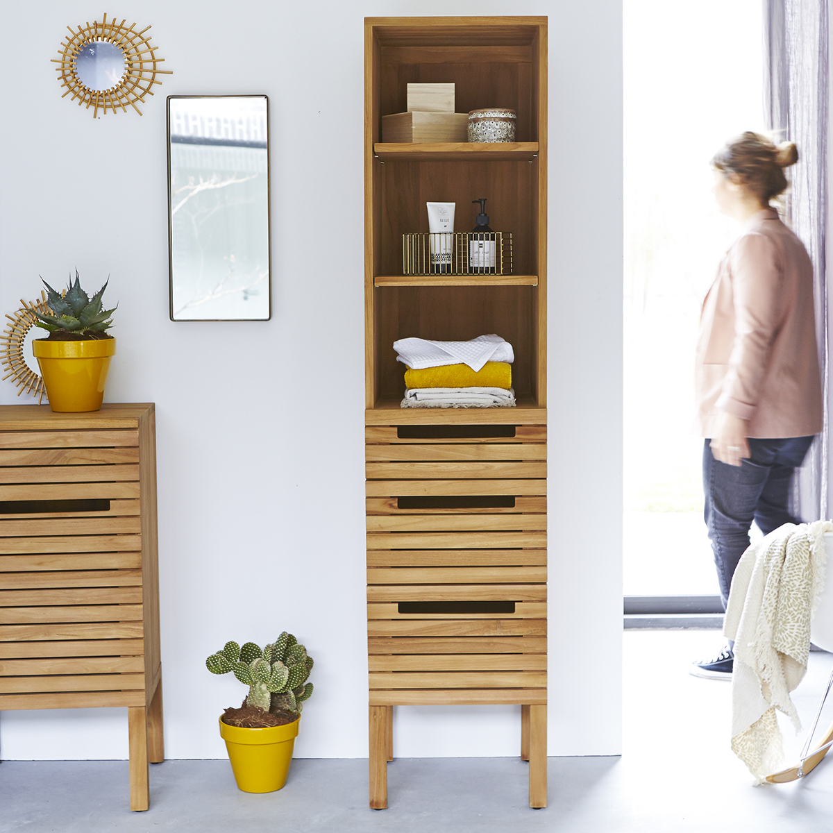 180 Slats tall solid teak cabinet 180 Slats tall solid teak cabinet