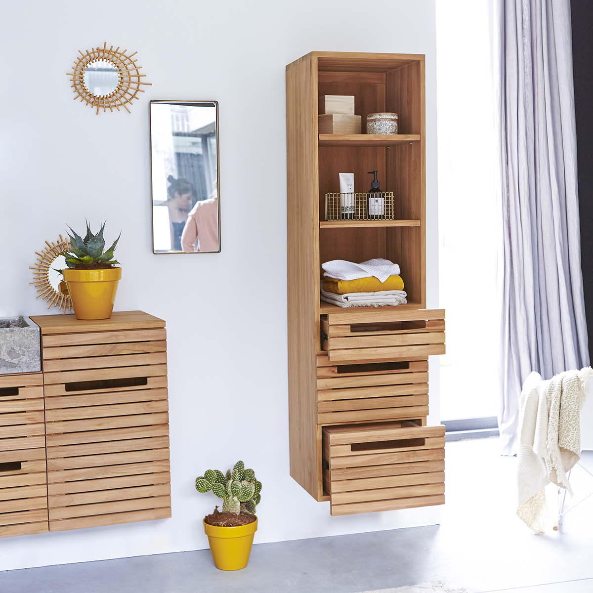 180 Slats tall solid teak cabinet 180 Slats tall solid teak cabinet