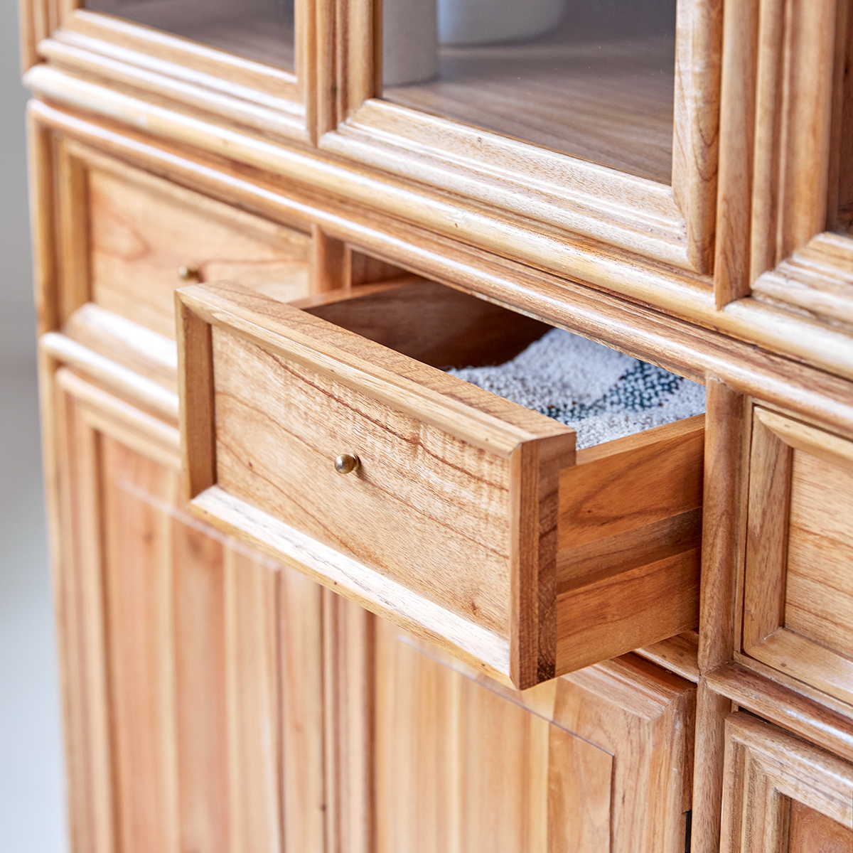Alex mindi wood Kitchen dresser Alex mindi wood Kitchen dresser
