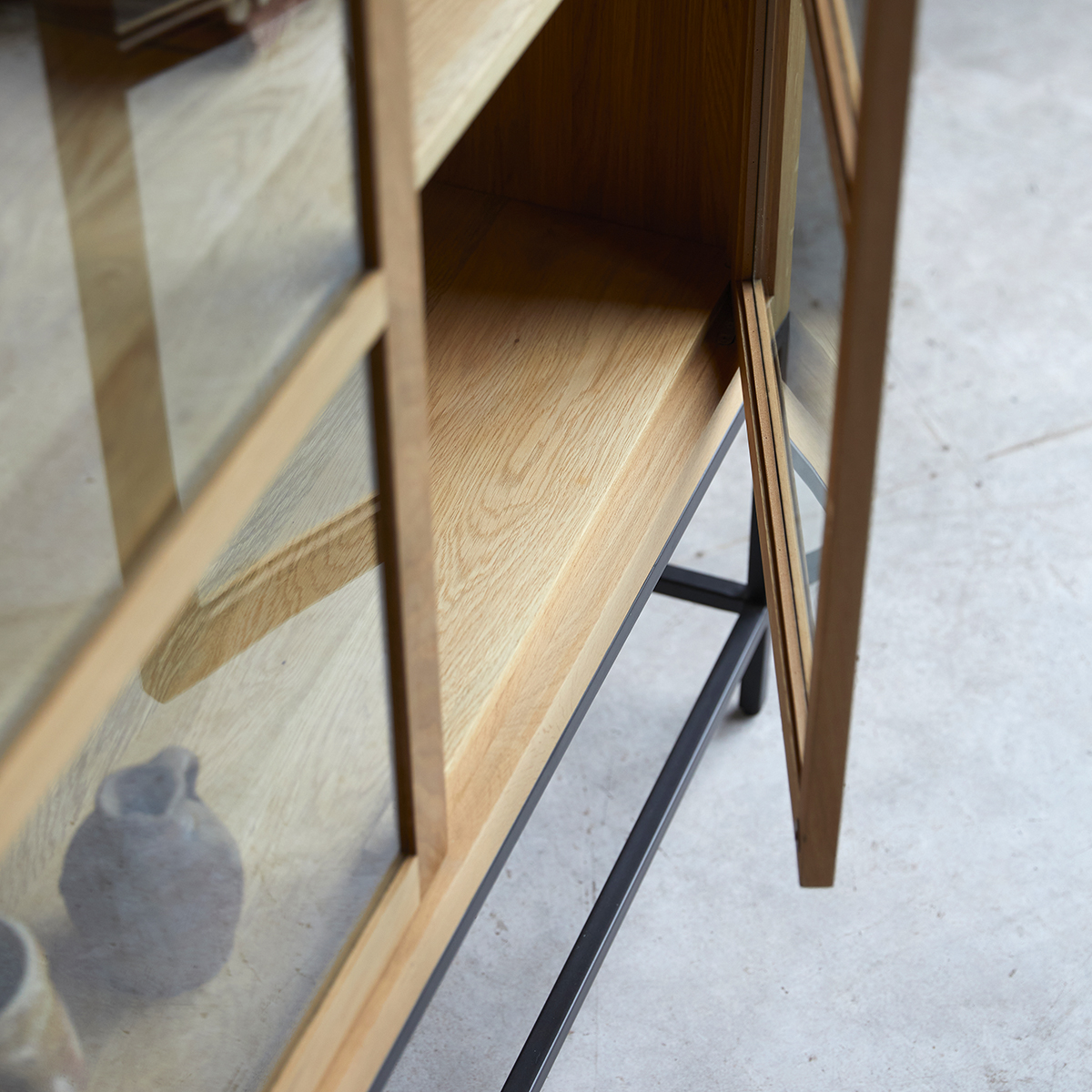 Babeth solid oak tall Display cabinet Babeth solid oak tall Display cabinet