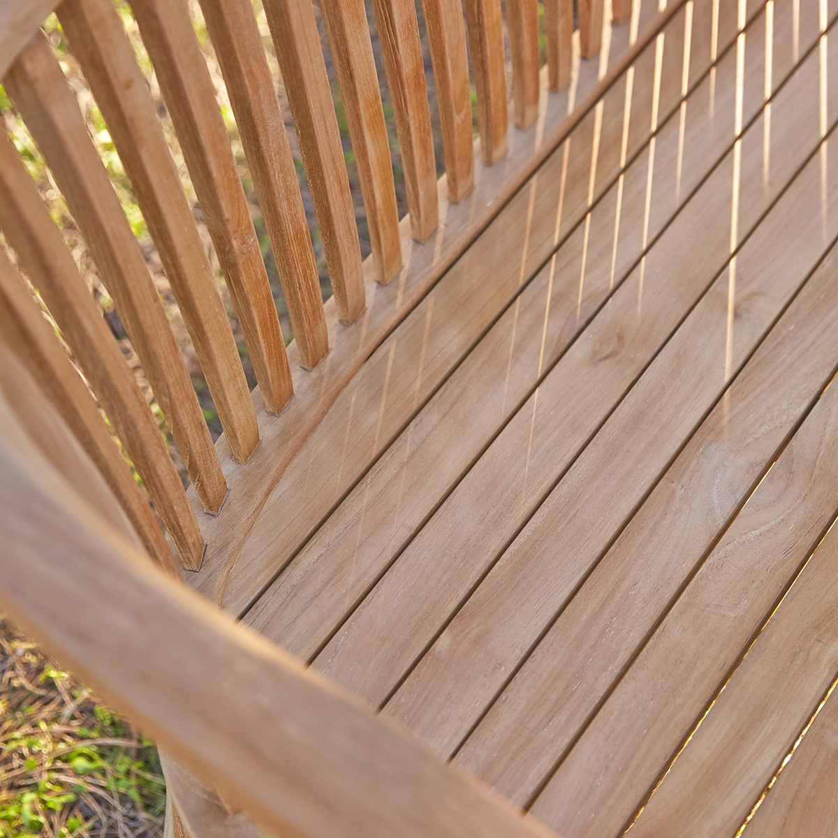 Banc de jardin en teck massif Ernest Banc de jardin en teck massif Ernest