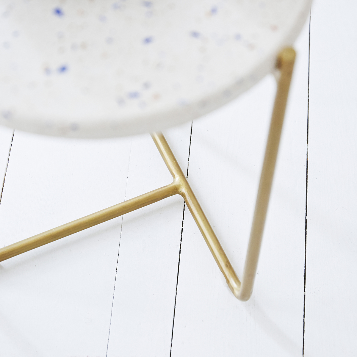 Beistelltisch Konfetti aus Metall und Terrazzo 40 Anatole Beistelltisch Konfetti aus Metall und Terrazzo 40 Anatole