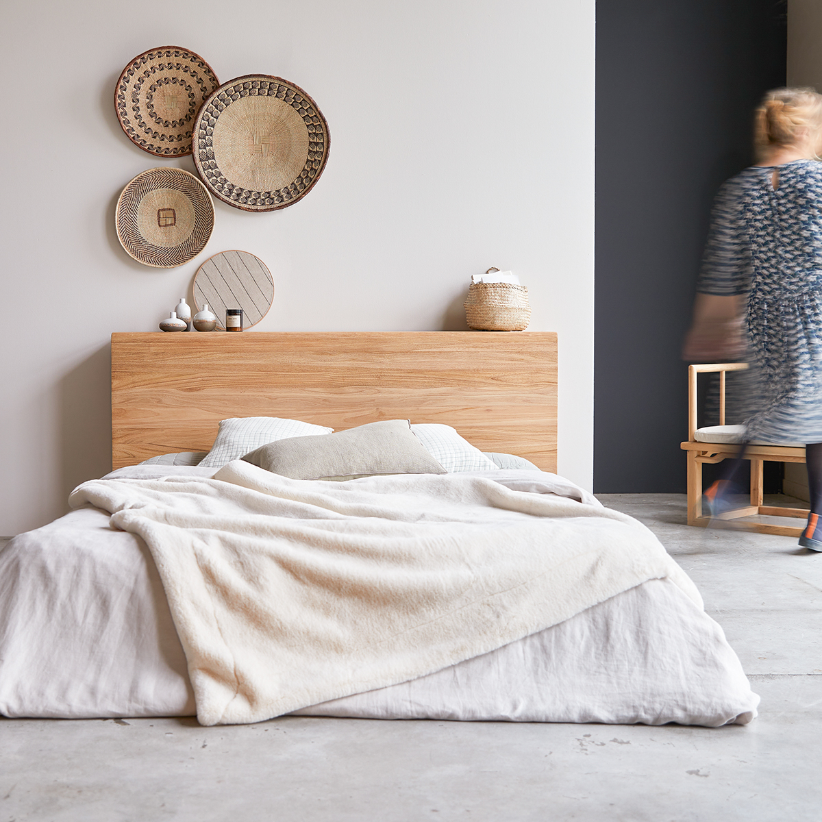 Bertie solid teak Headboard 165 cm Bertie solid teak Headboard 165 cm