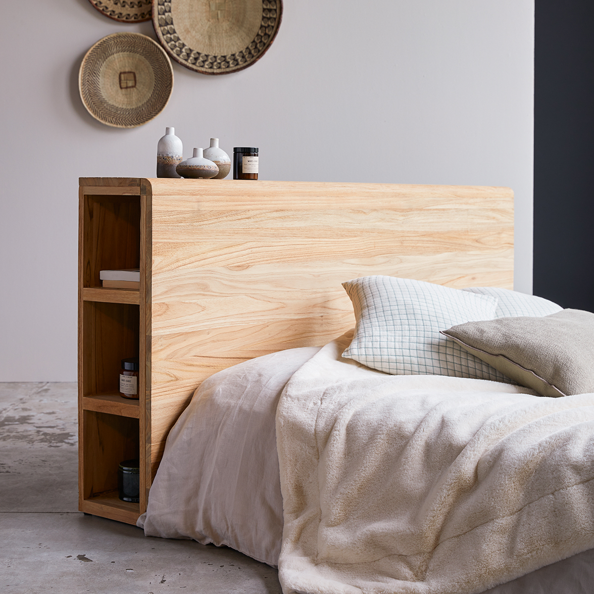 Bertie solid teak Headboard 165 cm Bertie solid teak Headboard 165 cm