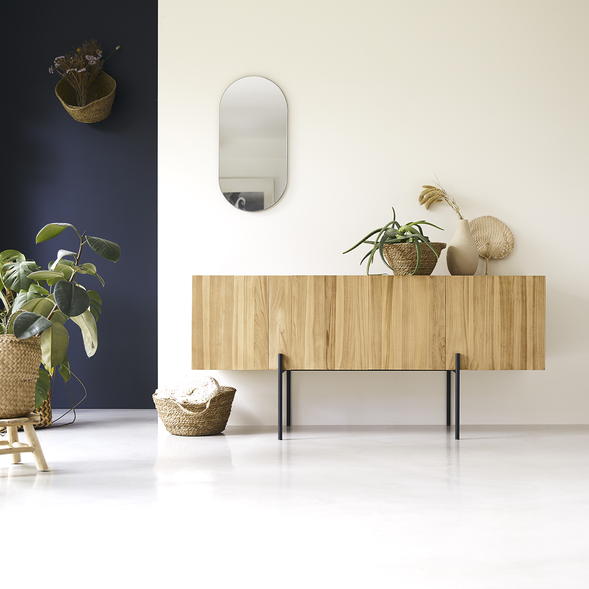 Buffet haut en teck massif 165 Honorine Buffet haut en teck massif 165 Honorine
