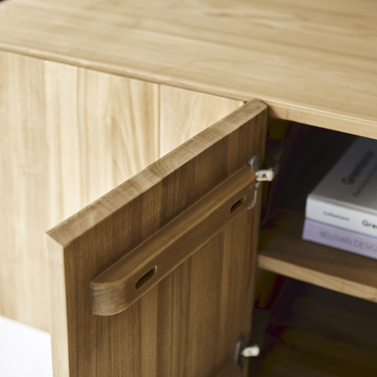 Buffet haut en teck massif 165 Honorine Buffet haut en teck massif 165 Honorine