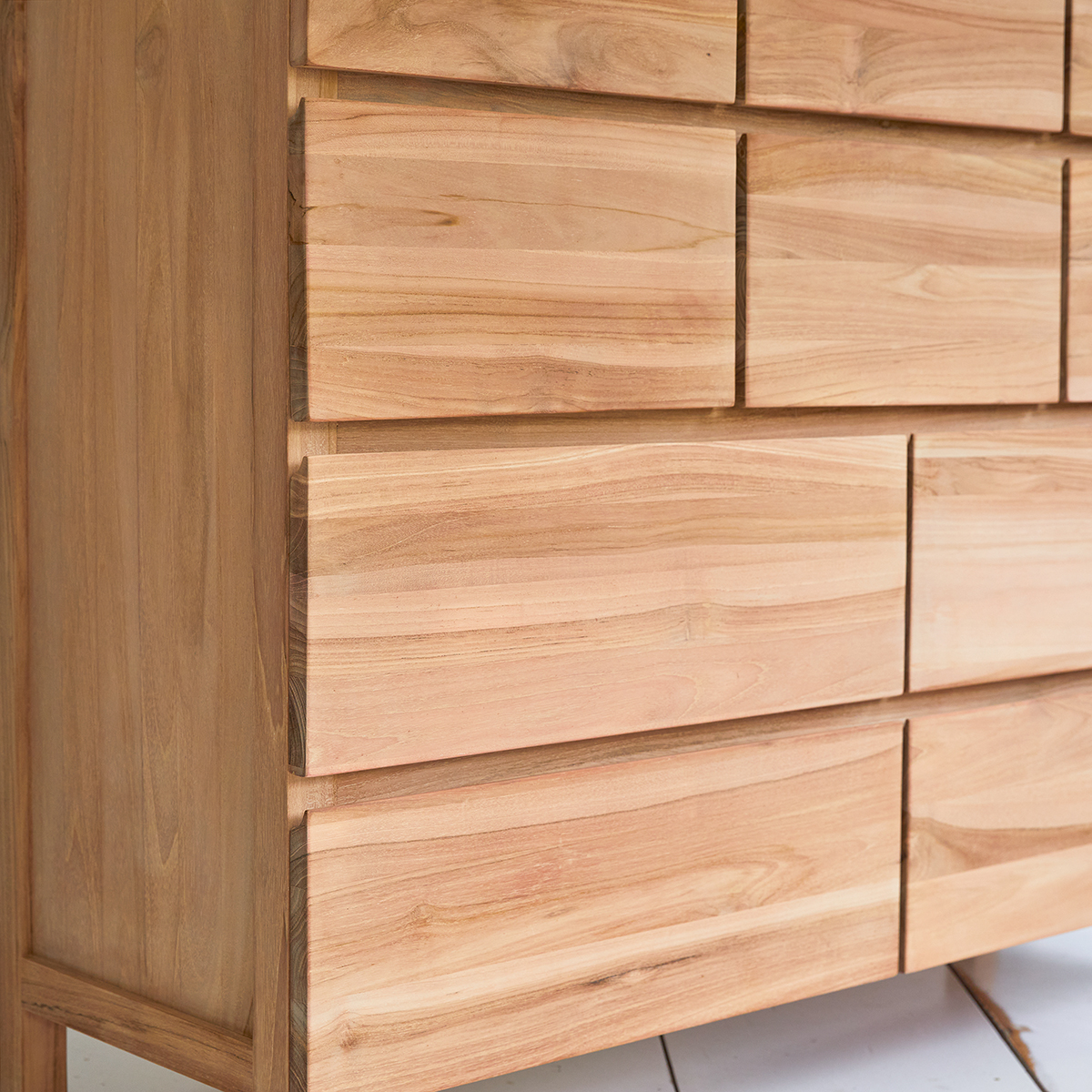 Cassettiera in teak massello Milano Cassettiera in teak massello Milano