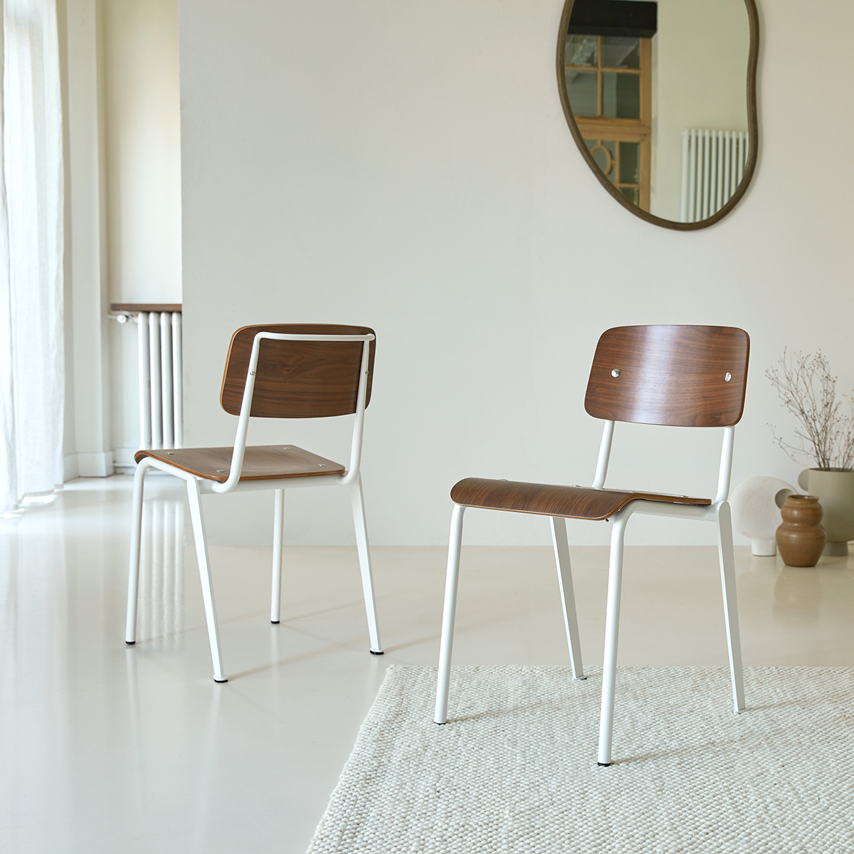 Chaise en métal et noyer Mio white Chaise en métal et noyer Mio white