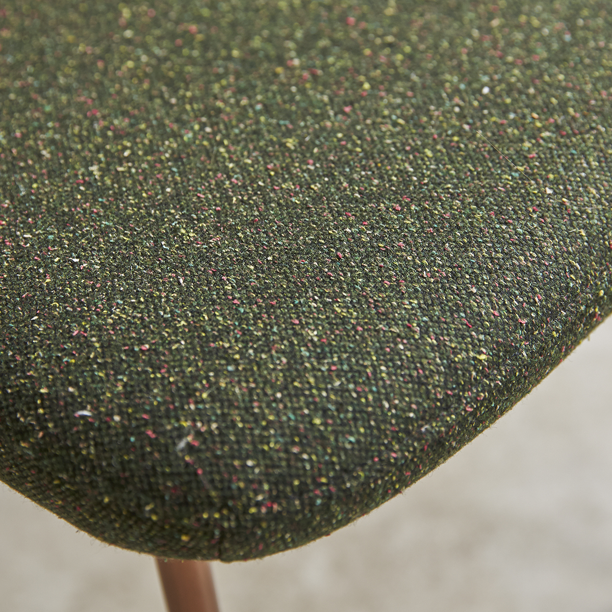 Chaise Yutapi kaki en chêne Chaise Yutapi kaki en chêne
