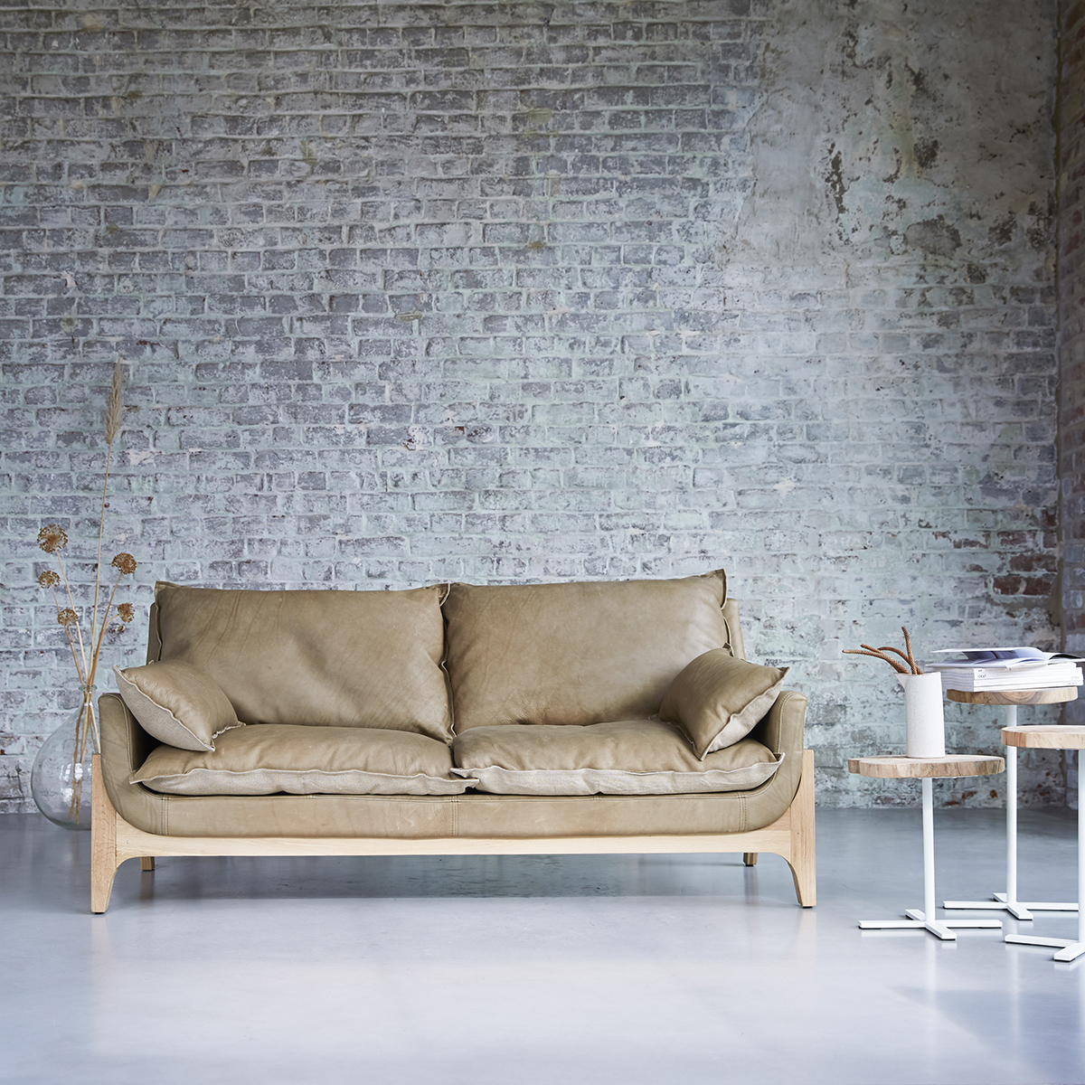 Cheyenne Woodnest 2-seater sofa Cheyenne Woodnest 2-seater sofa