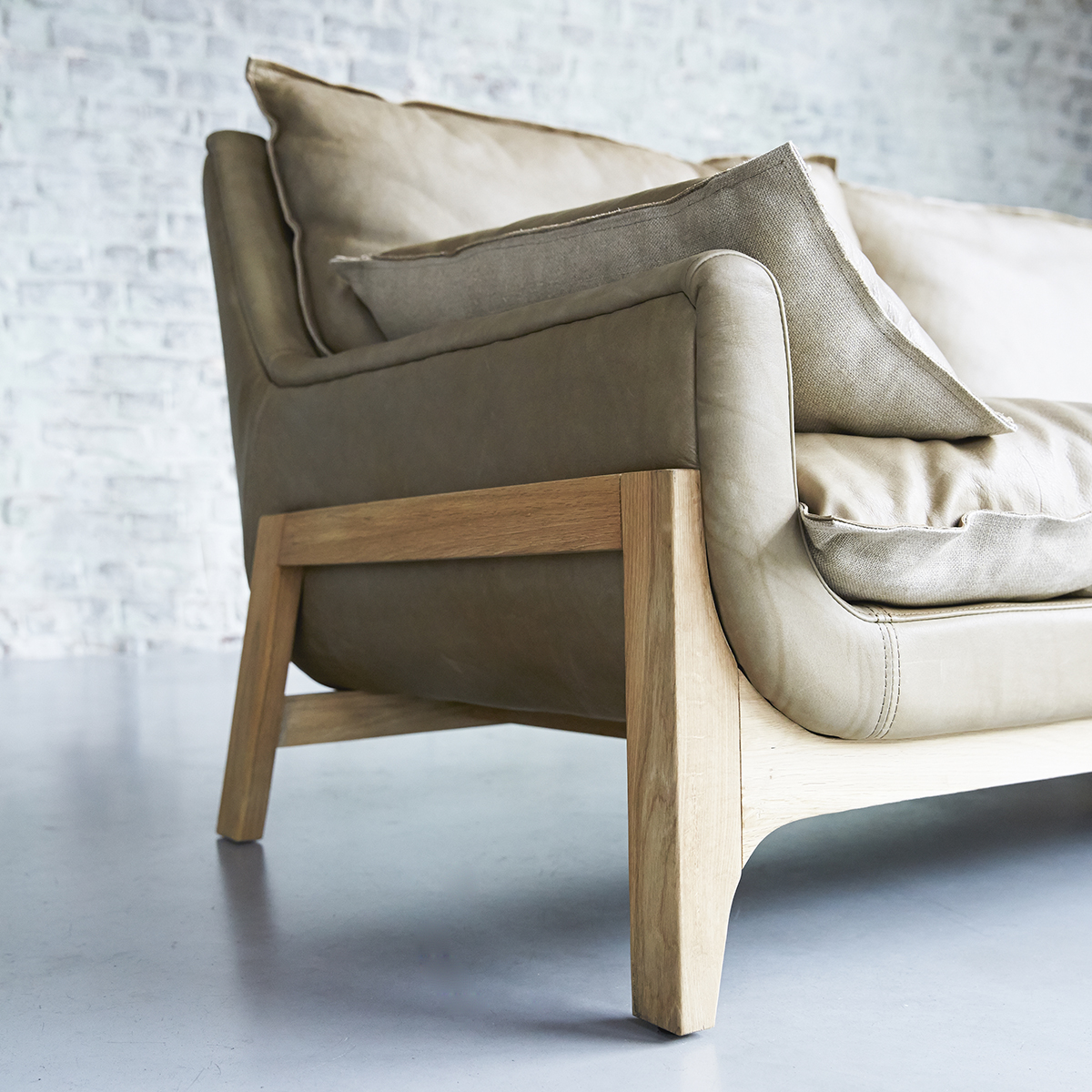 Cheyenne Woodnest 2-seater sofa Cheyenne Woodnest 2-seater sofa