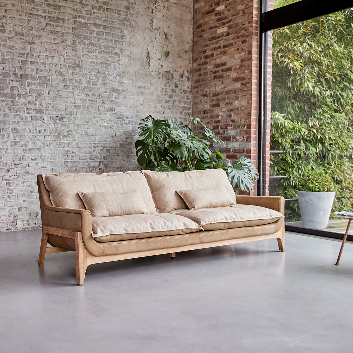 Cheyenne Woodnest 3-seater sofa Cheyenne Woodnest 3-seater sofa