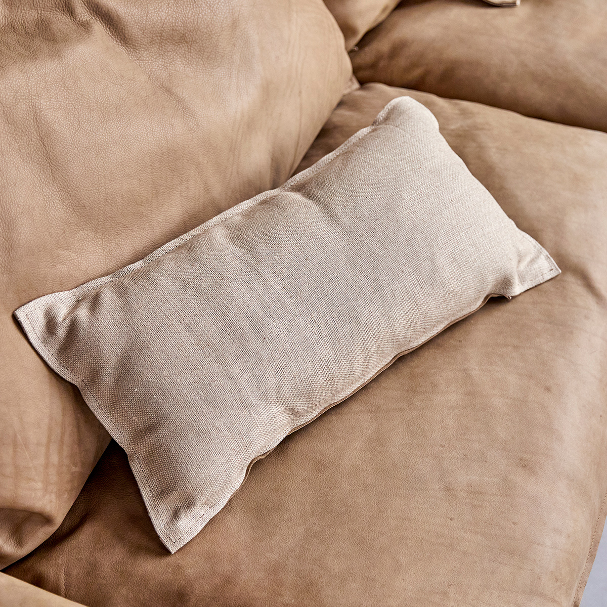 Cheyenne Woodnest 3-seater sofa Cheyenne Woodnest 3-seater sofa