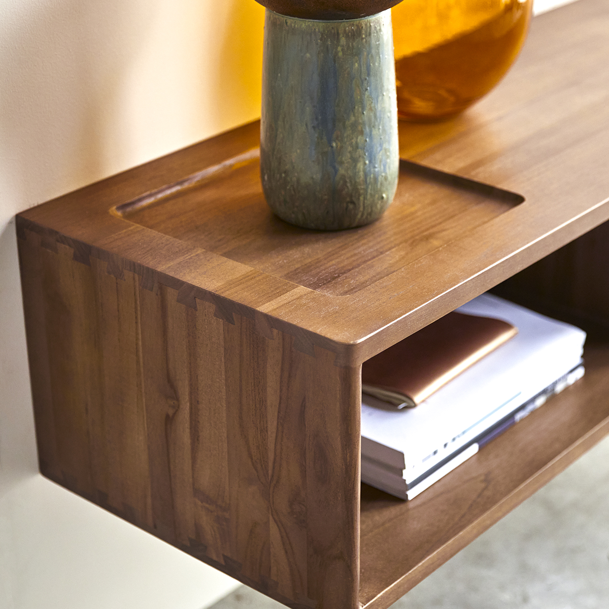 Circa 1-Drawer solid teak TV Stand 110 cm Circa 1-Drawer solid teak TV Stand 110 cm