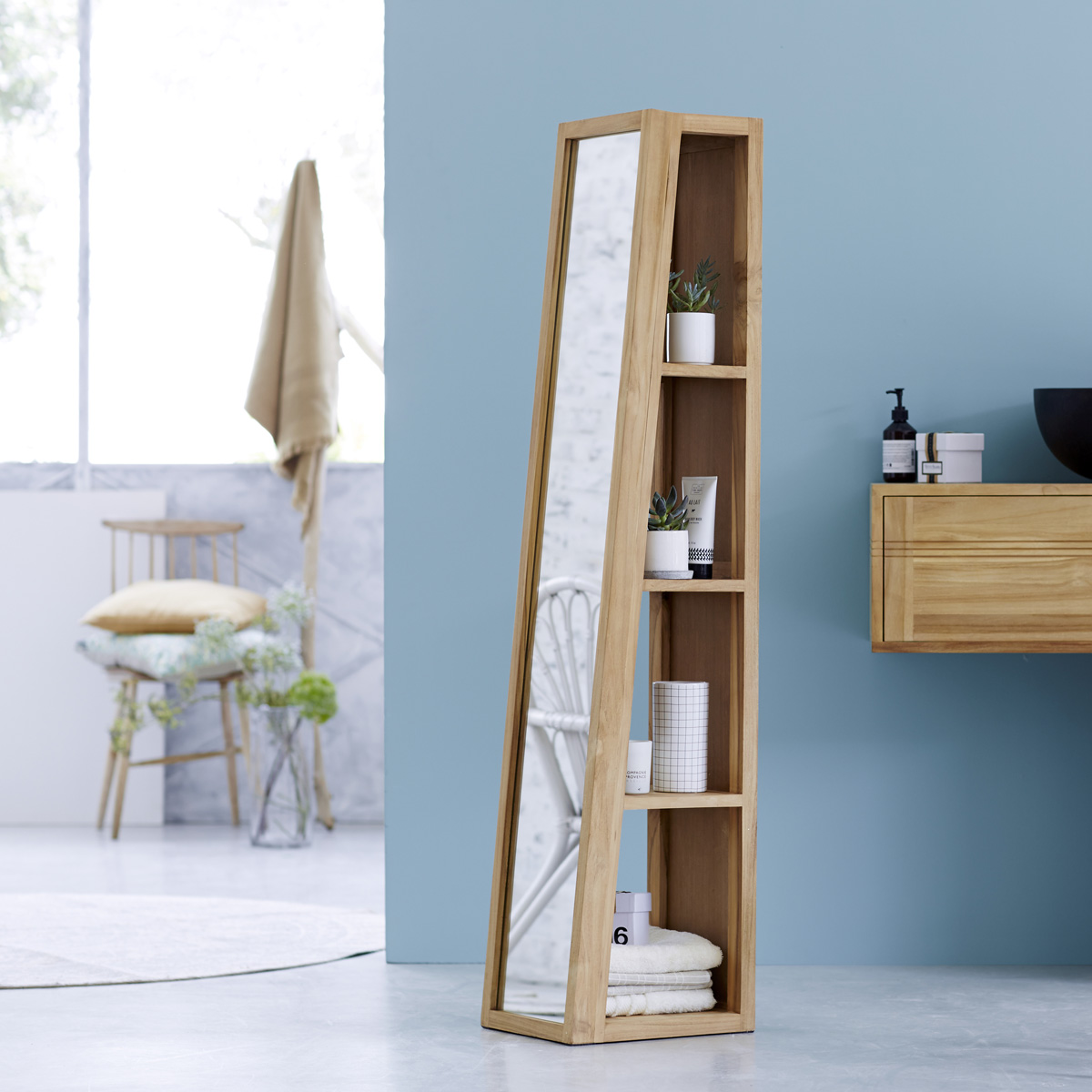 Colonne miroir oblique en teck massif 30 Twig Colonne miroir oblique en teck massif 30 Twig