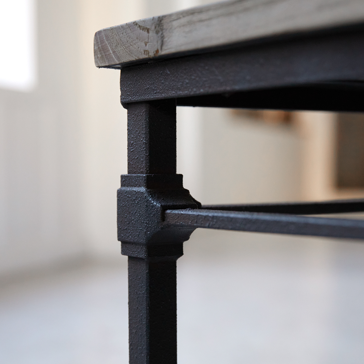 Couchtisch aus Metall und massivem Ulmenholz 160x90 Gatsby Couchtisch aus Metall und massivem Ulmenholz 160x90 Gatsby