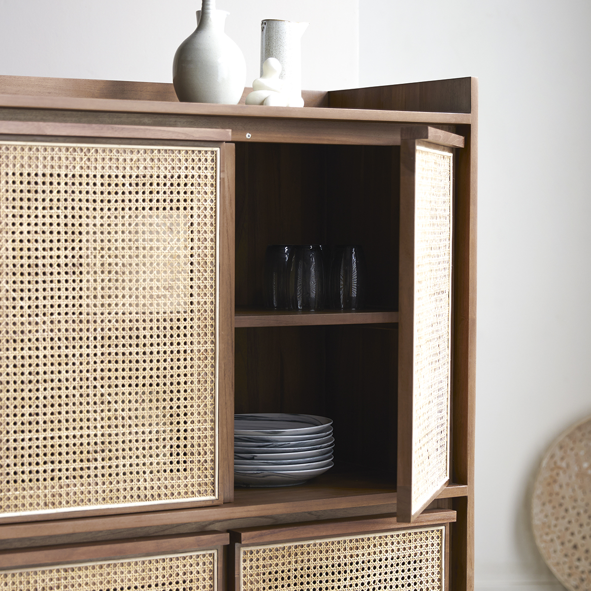 Credenza in teak e midollino 150 Roots Credenza in teak e midollino 150 Roots