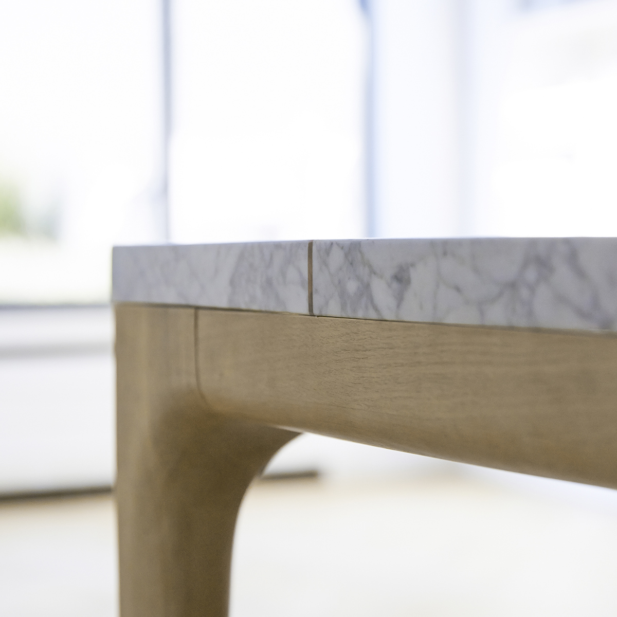 Esstisch Stonepiet massivem Eichenholz und Marmor 201x101 Esstisch Stonepiet massivem Eichenholz und Marmor 201x101