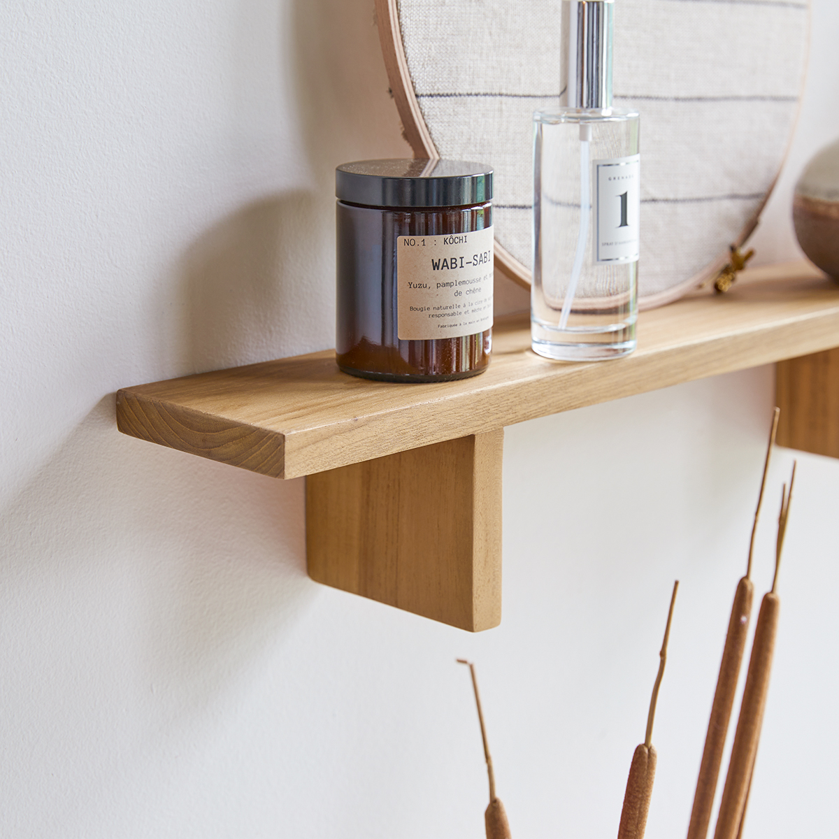 Estantería de pared horizontal para baño en teca maciza Bahya Estantería de pared horizontal para baño en teca maciza Bahya