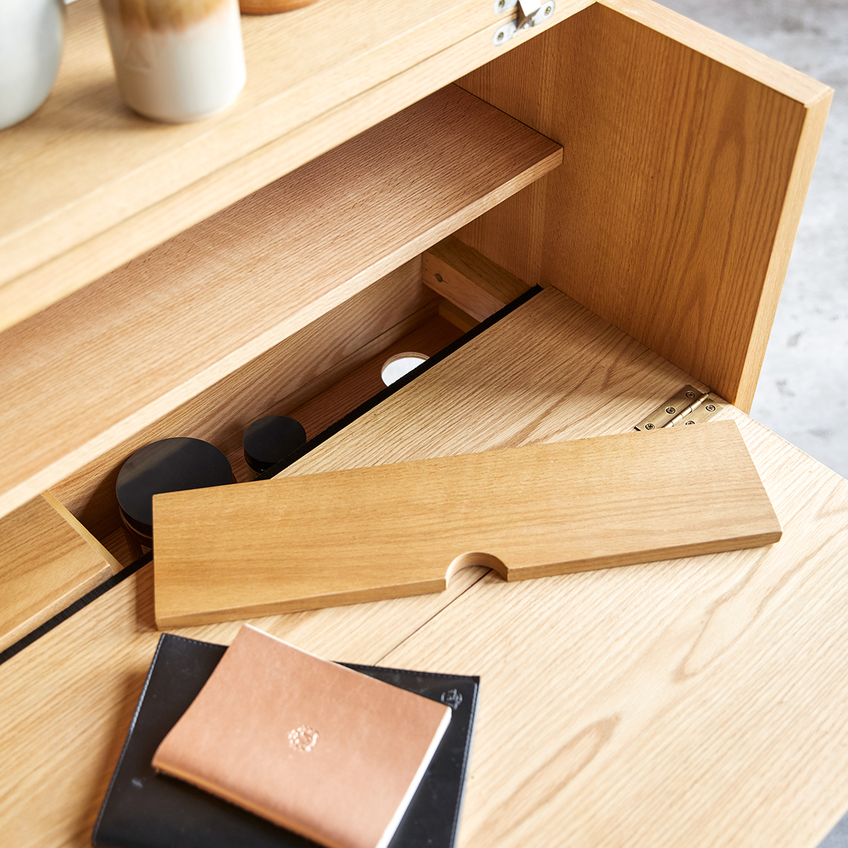Eyota solid oak and Marble Desk Eyota solid oak and Marble Desk
