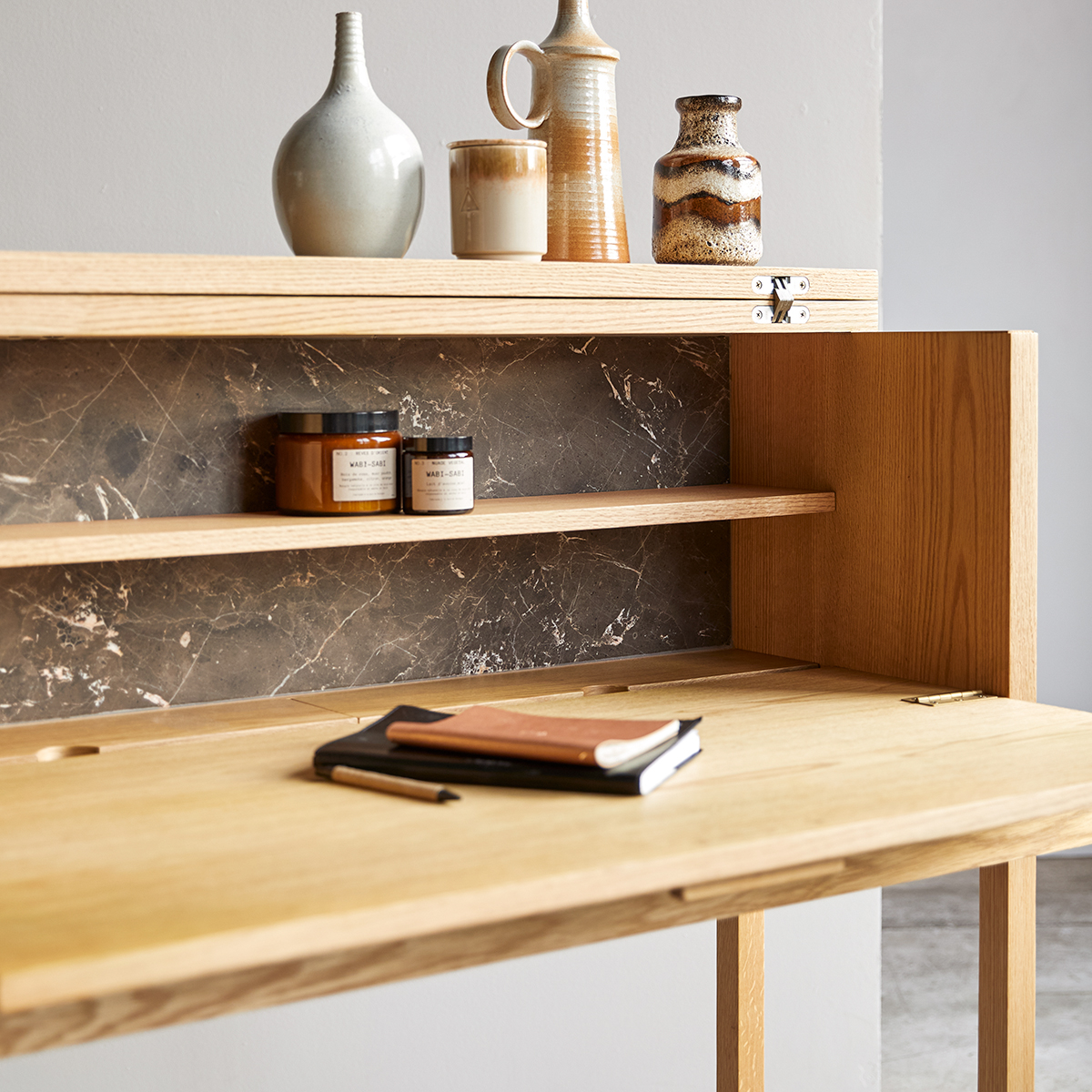 Eyota solid oak and Marble Desk Eyota solid oak and Marble Desk