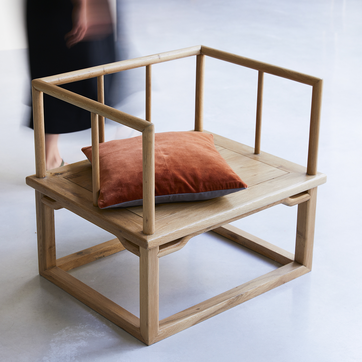 Fauteuil en chêne massif Bao Fauteuil en chêne massif Bao