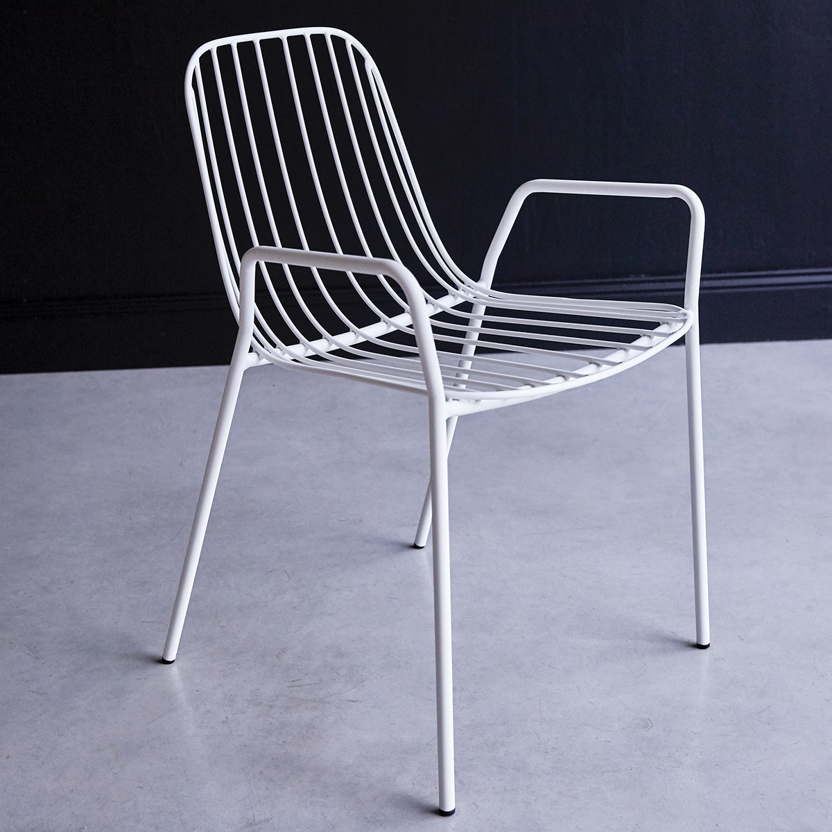 Fauteuil en métal Arty white Fauteuil en métal Arty white