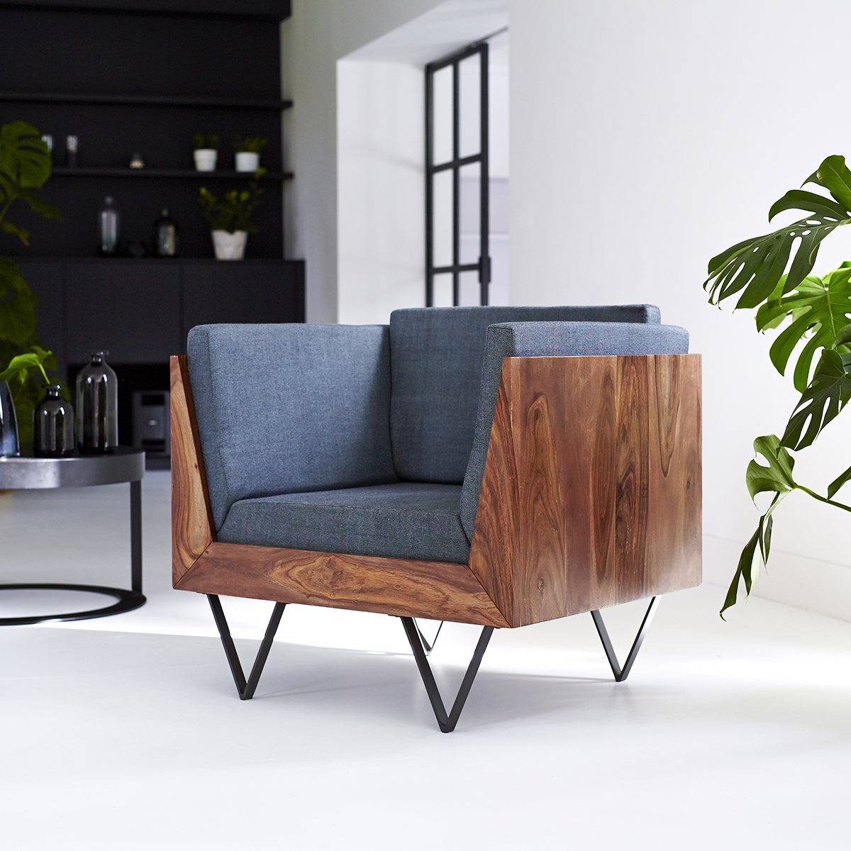 Fauteuil en palissandre massif Metric Fauteuil en palissandre massif Metric