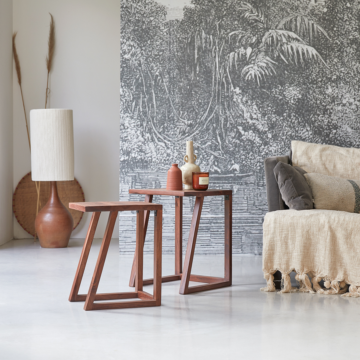 Gaspard Nesterd solid sheesham Side Table Gaspard Nesterd solid sheesham Side Table