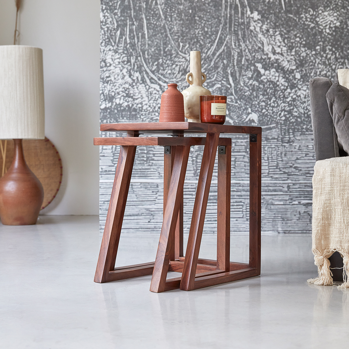 Gaspard Nesterd solid sheesham Side Table Gaspard Nesterd solid sheesham Side Table