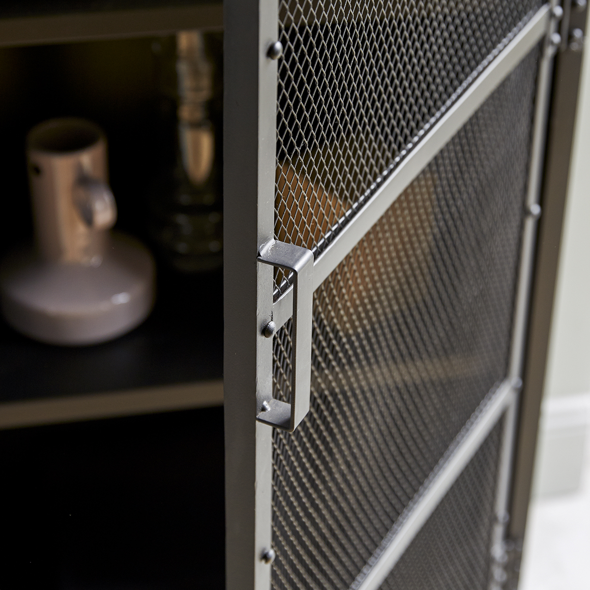 Geschirrschrank aus Metall 60 Alma Geschirrschrank aus Metall 60 Alma