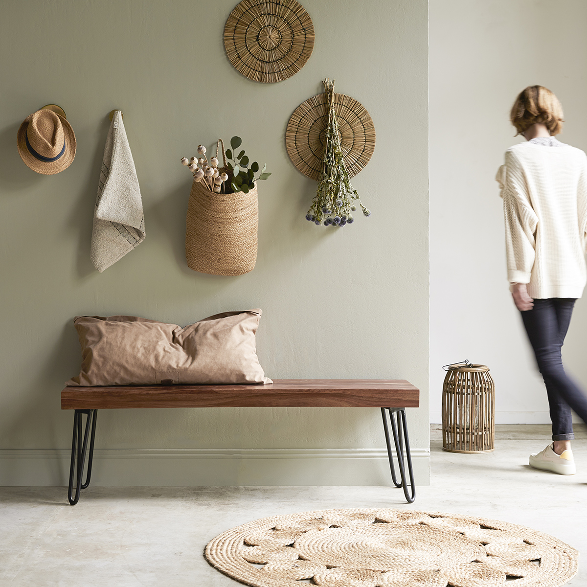 Helga solid sheesham Bench 135 Helga solid sheesham Bench 135