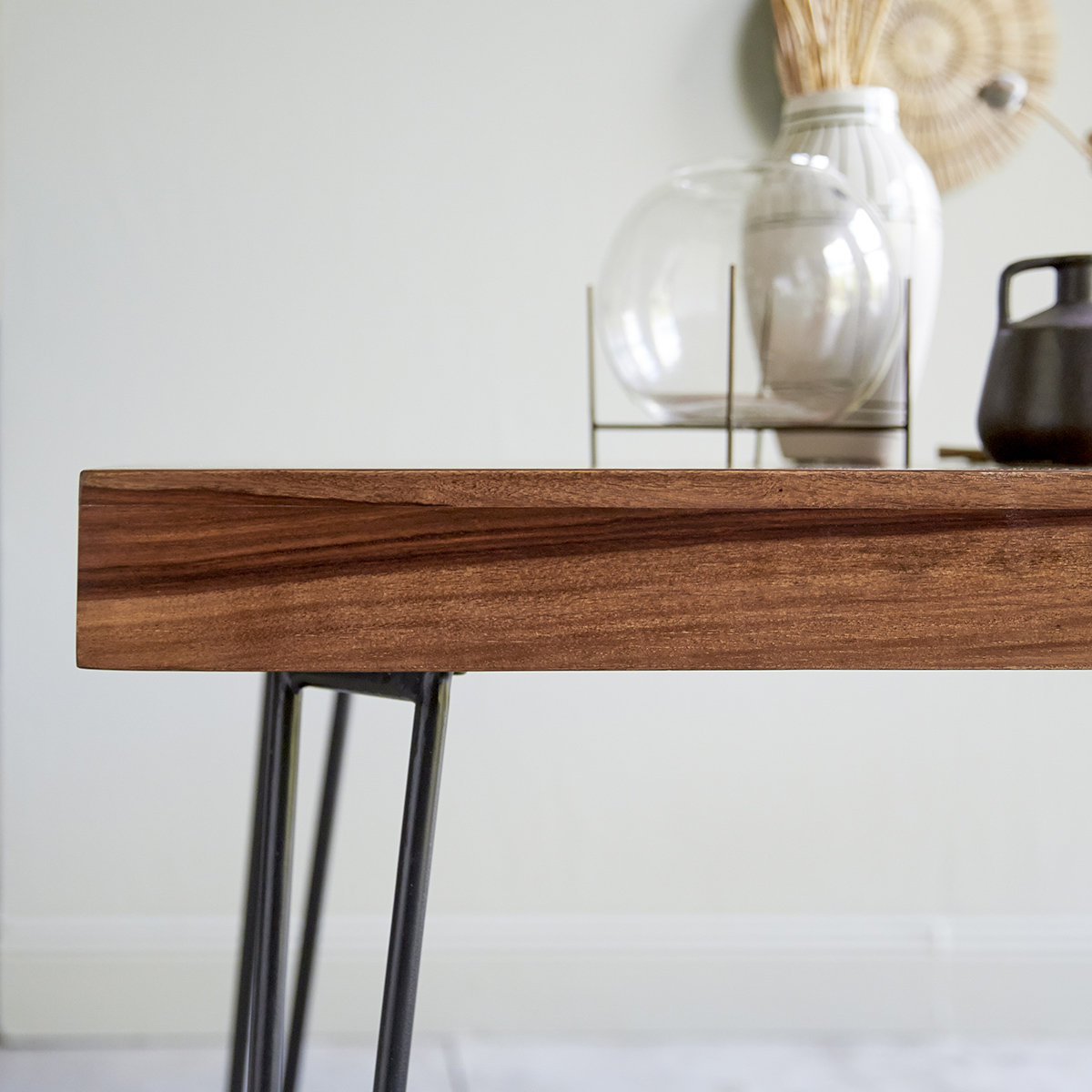 Helga solid sheesham Table 210 x 75 Helga solid sheesham Table 210 x 75
