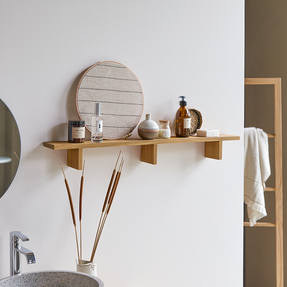 Horizontal Teck Bahya solid teak Bathroom Shelf Horizontal Teck Bahya solid teak Bathroom Shelf