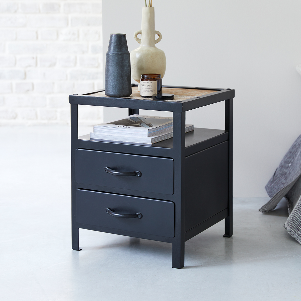 Industriel metal Bedside table Industriel metal Bedside table