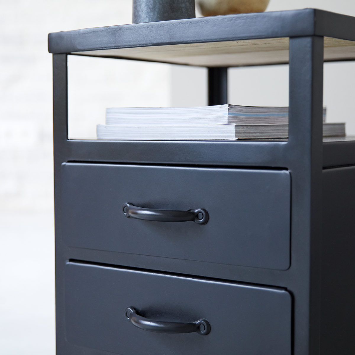 Industriel metal Bedside table Industriel metal Bedside table