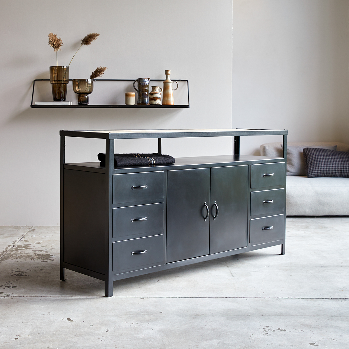 Industriel Metal Sideboard/ TV Stand 160 Industriel Metal Sideboard/ TV Stand 160