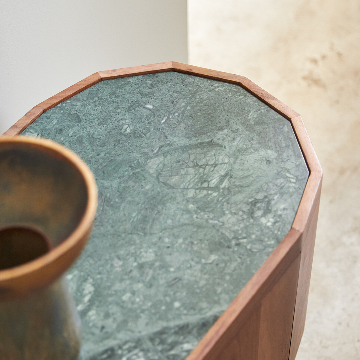 Jade solid sheesham and Marble TV Unit 130 Jade solid sheesham and Marble TV Unit 130