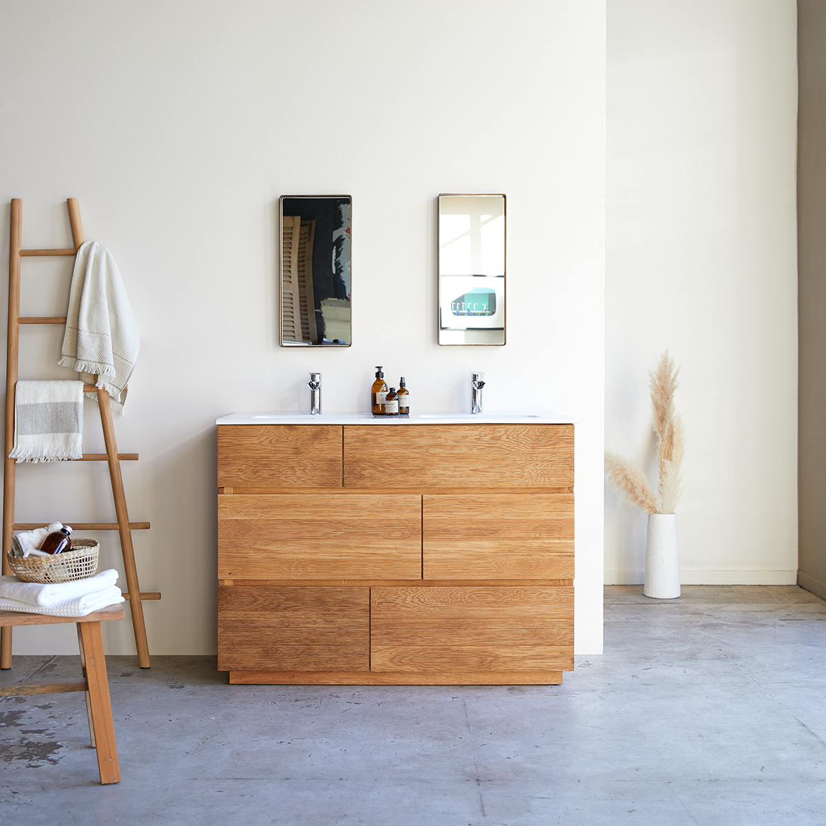 Karl solid oak Vanity Cabinet with Ceramic Washbasin 120 cm Karl solid oak Vanity Cabinet with Ceramic Washbasin 120 cm