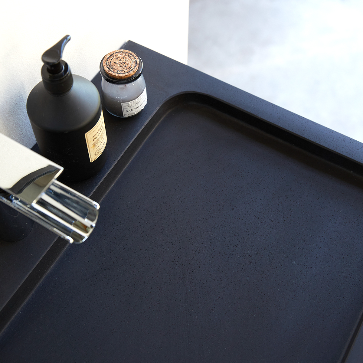 Karl solid oak Vanity Cabinet with Lava Stone Washbasin 120 Karl solid oak Vanity Cabinet with Lava Stone Washbasin 120