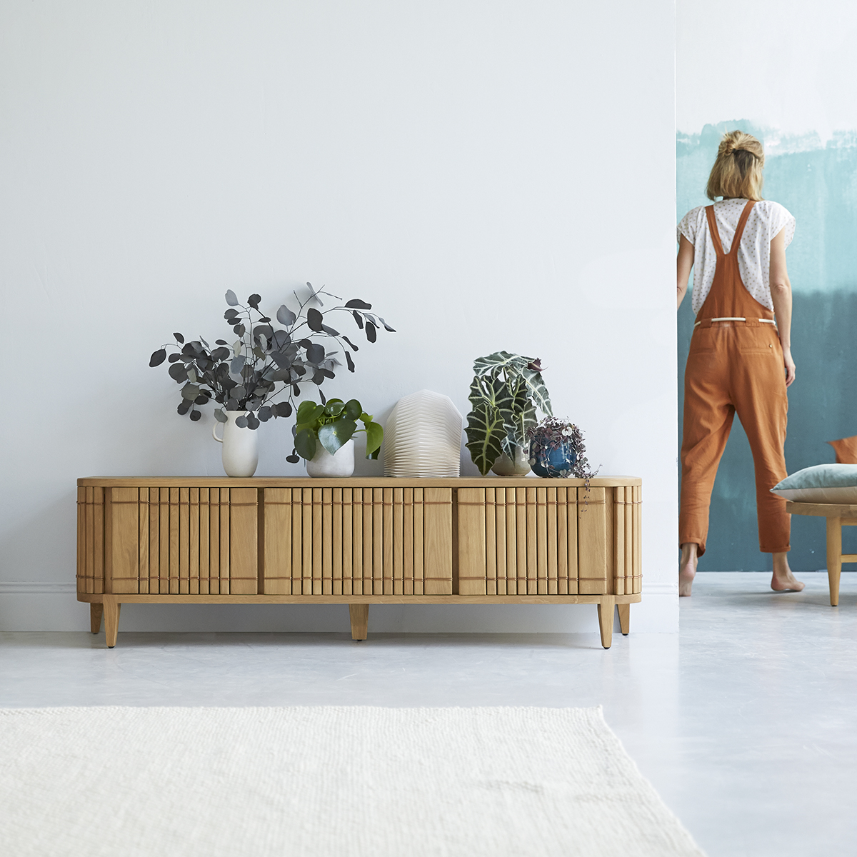 Koppar solid oak TV Stand 160 cm Koppar solid oak TV Stand 160 cm