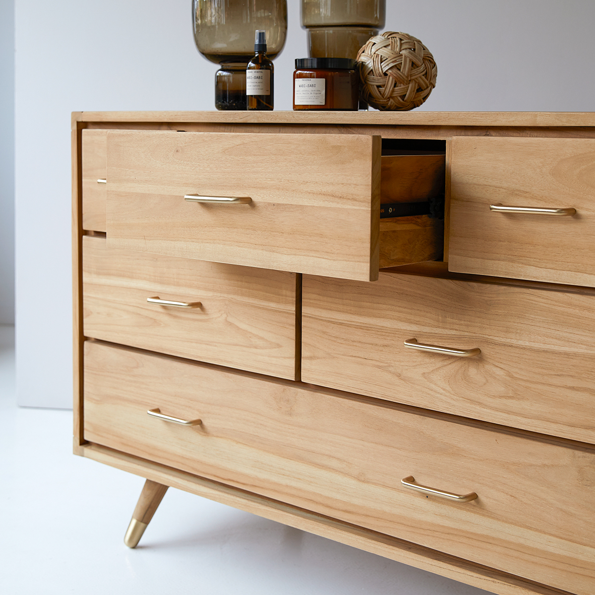 Kort solid teak Chest of drawers Kort solid teak Chest of drawers