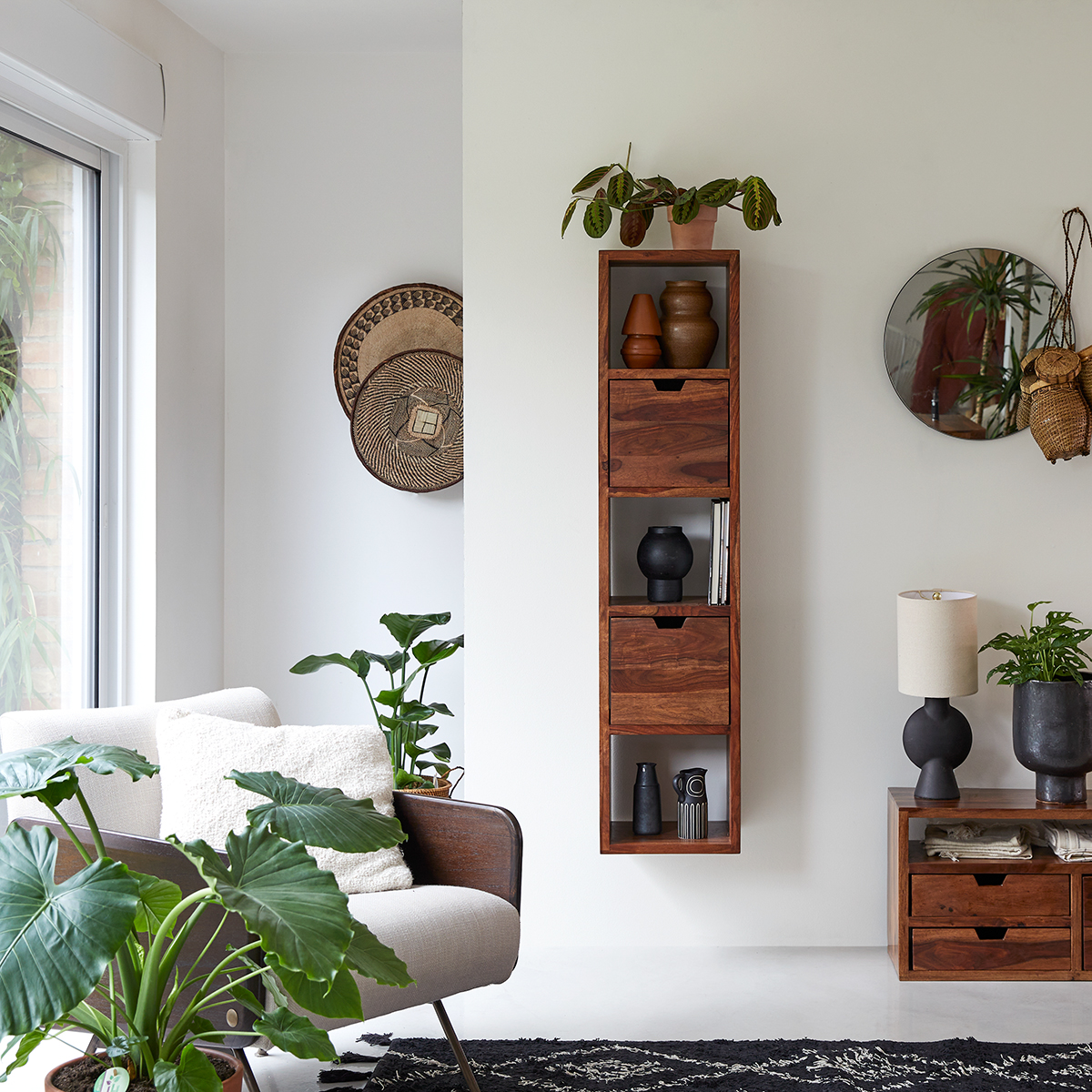 Kwarto solid sheesham Shelf Unit Kwarto solid sheesham Shelf Unit