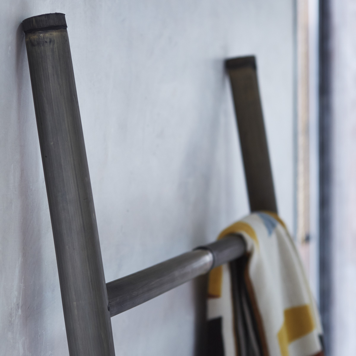 Ladder Black Bamboo Linen Rack 150 Ladder Black Bamboo Linen Rack 150