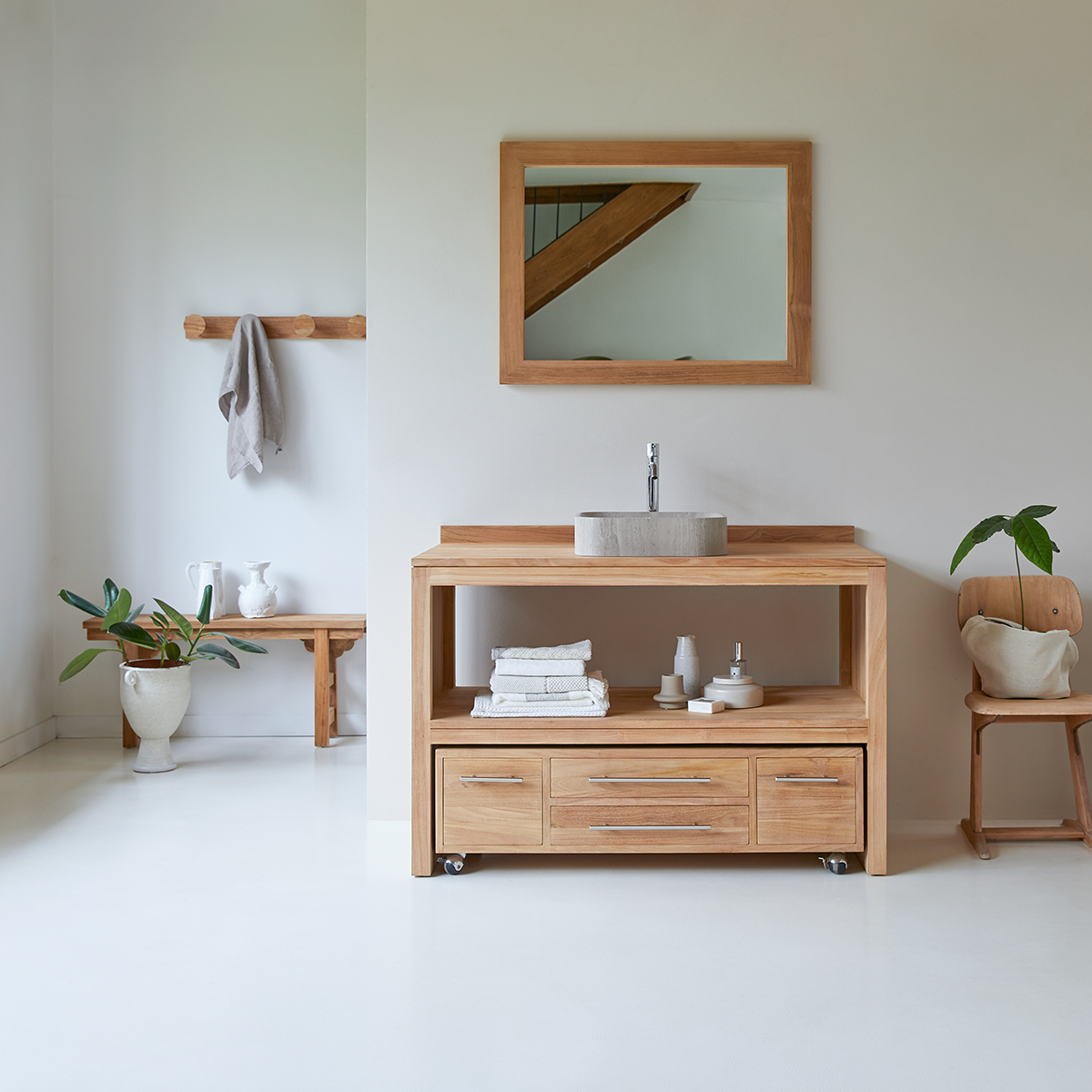 Layang solid teak Washstand 120 Layang solid teak Washstand 120