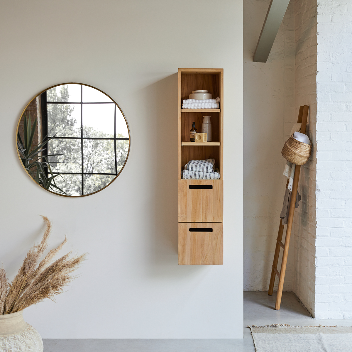 Line solid teak Column 130 Line solid teak Column 130