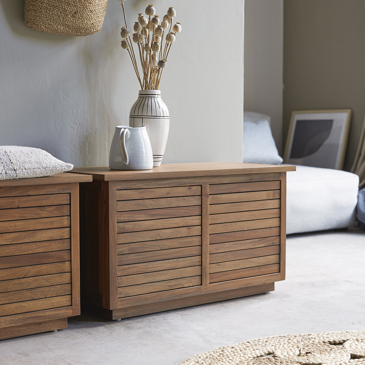 Loggia solid mahogany Chest Loggia solid mahogany Chest