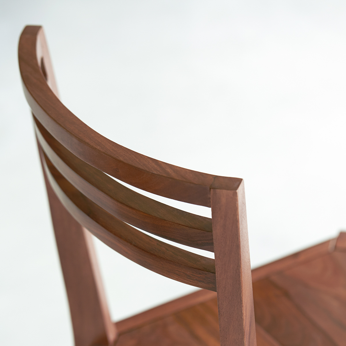 Luna solid sheesham chair Luna solid sheesham chair
